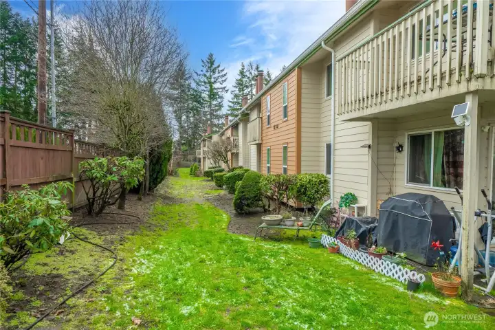 Common Area. Unit J202 balcony above right.