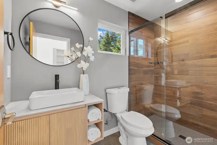 3/4 bath on the great room floor.