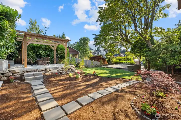 This property is just 1 large SFR on a large lot.