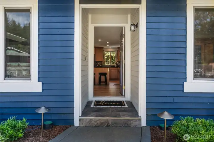 Upon entry you will be out of the weather and into this relaxed and welcoming home with all the upgrades. Upon entry you will be out of the weather and into this relaxed and welcoming home with all the upgrades.