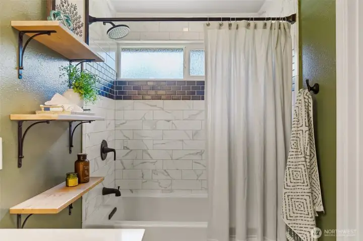 A great way to start your day in this spa like upgraded full bath. A great way to start your day in this spa like upgraded full bath.
