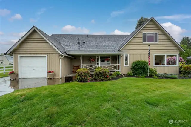 Located at the end of a cul-de-sac, this home feels private while also being close to Highway 20 and I-5.