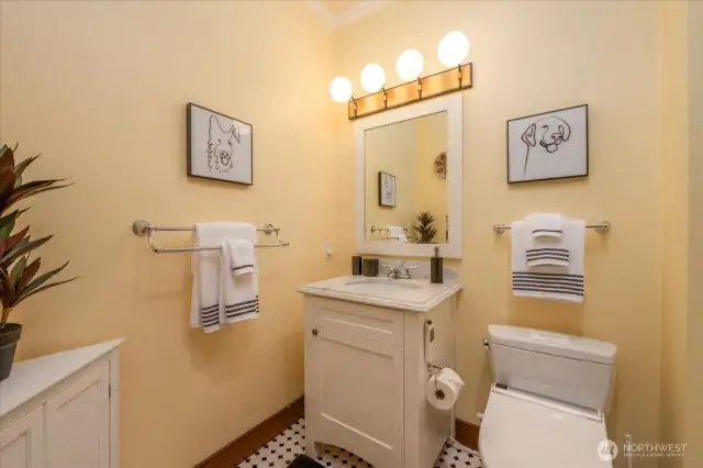 Beautifully Appointed Full Bathroom Offering Style and Functionality