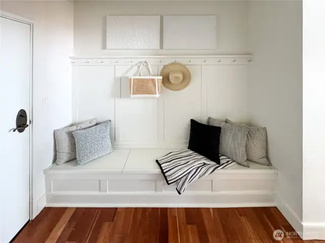 Stylish Entryway Bench Featuring Hidden Storage and Plenty of Coat Hooks