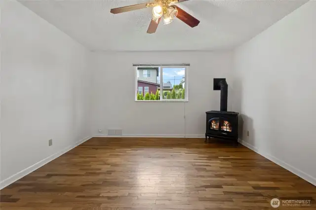 Original side dining room   with natural gas stove