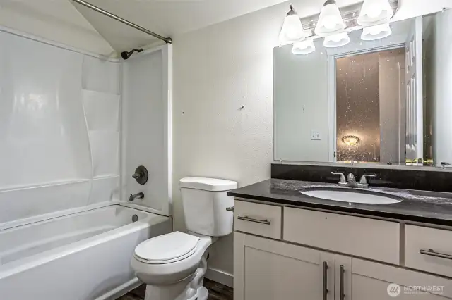 2nd Floor Bathroom