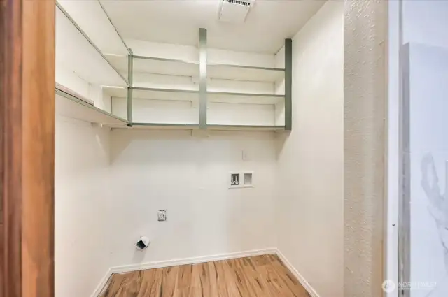 Laundry / Pantry