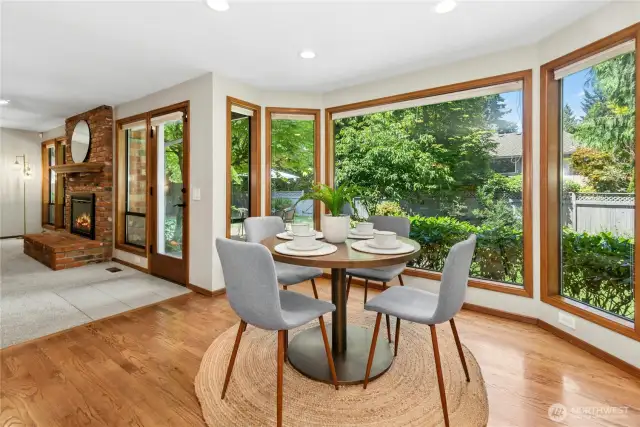 wall of windows flow into family room