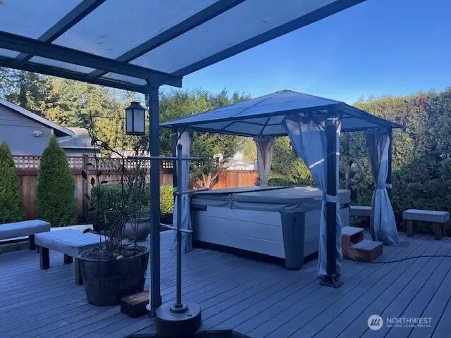 BEAUTIFUL DECK WITH GAZEBO, SALT WATER HOT TUB
