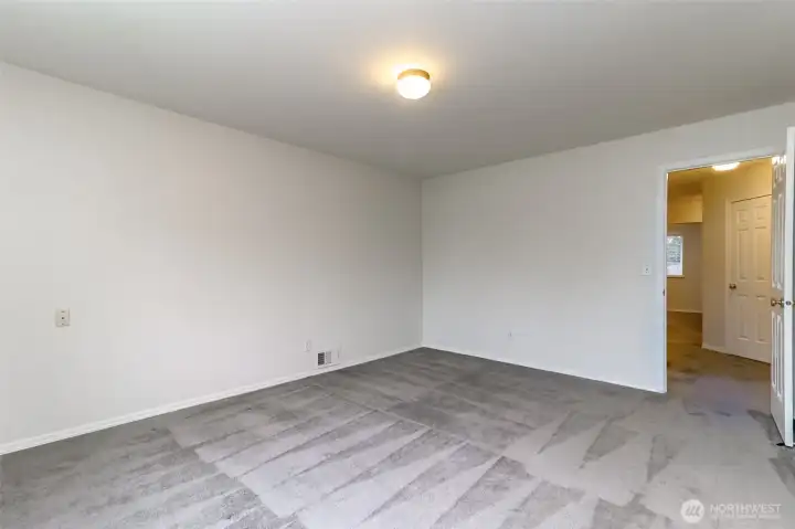 Bonus/4th bedroom