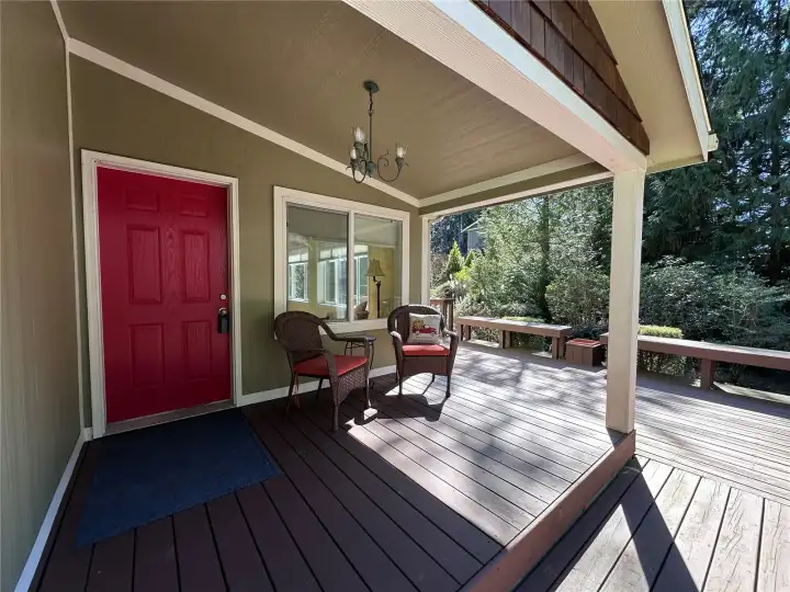 Entry and large deck