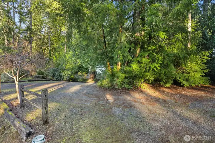 Area off of the road side for parking