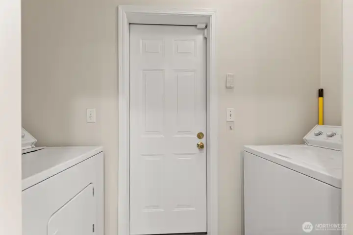 Spacious laundry room off kitchen