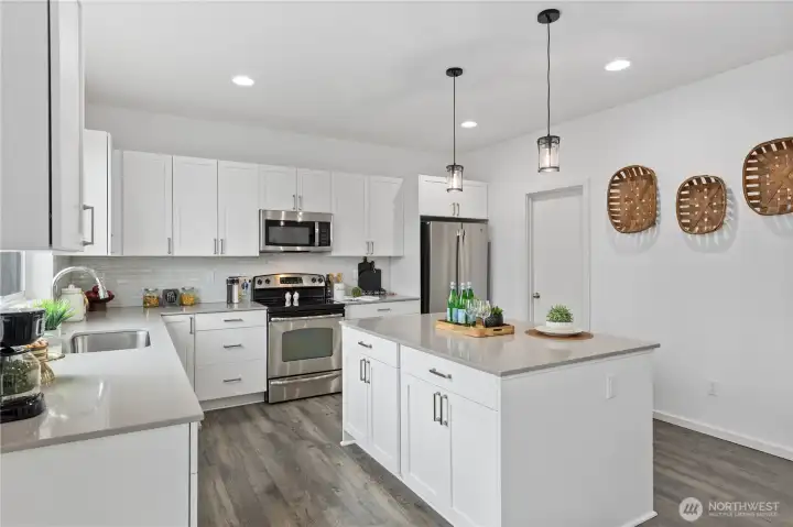 Lots of cabinet space