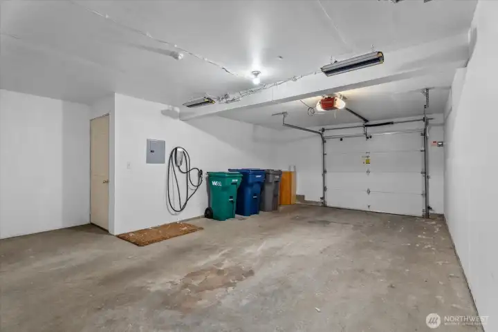 2-car tandem garage