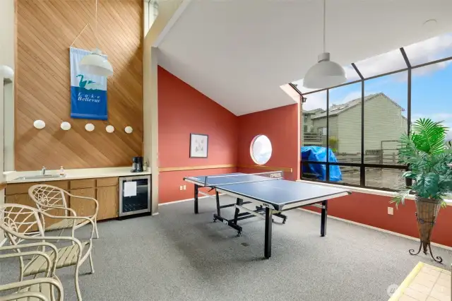 Enjoy the outdoor pool, hot tub, sauna and clubhouse
