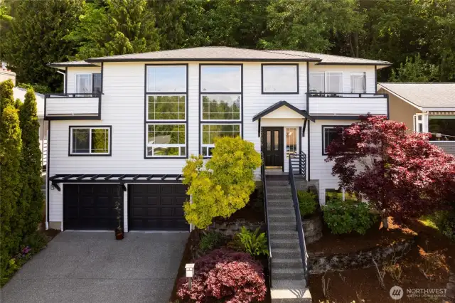 Welcome to this stunning 4-bedroom home on a quiet dead-end street—just two blocks from Lincoln Park, with peekaboo views of Puget Sound and the Olympic Mountains. Built in 1995 it offers a modern floor plan that is sure to please. Welcome additions are a new furnace and A/C in 2021! Just in time for Summer! 50-year roof installed in 1995—durability and peace of mind for decades.