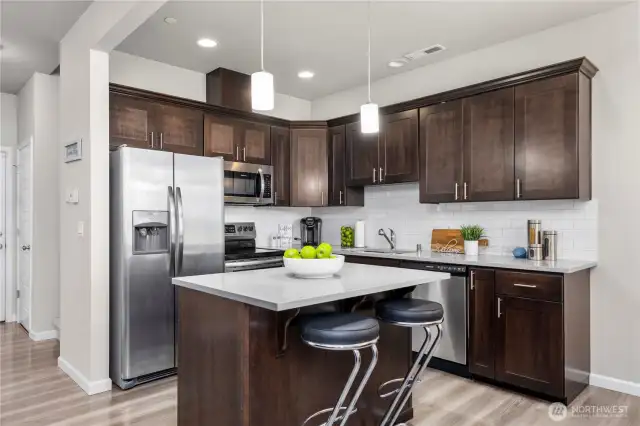 kitchen island w/seating