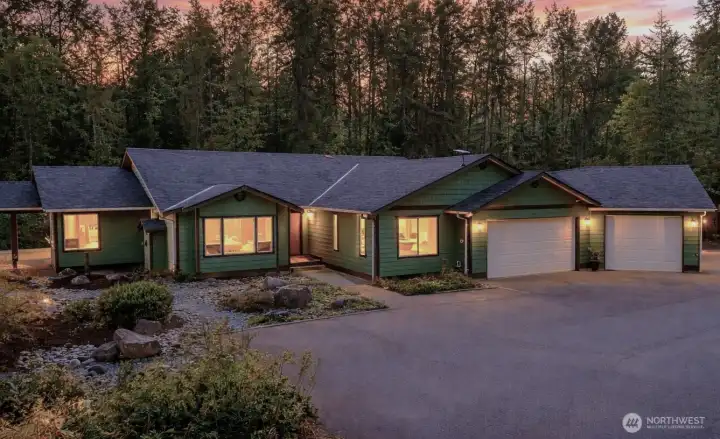 This impeccably maintained home on 19.24 acres has all new exterior paint and interior paint, with a nearly new roof that comes with a transferable warranty.