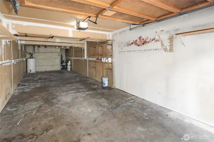 Very deep 2-car tandem Garage