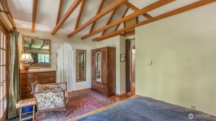 Primary with walk-in closet.