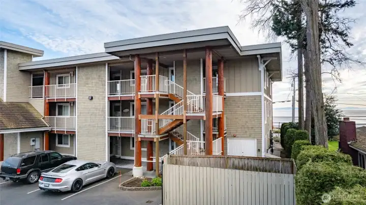 Super easy access to unit 206 via stairs located right outside your unit, or from the central elevator tower.