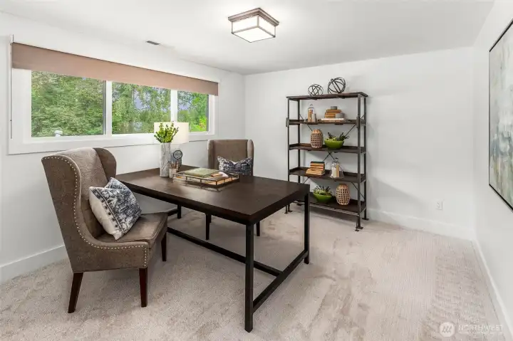 5th bedroom with closet or office