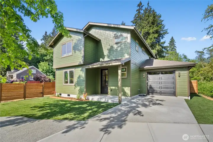 Welcome to 1941 Division Street NW! Welcome to 1941 Division Street NW!