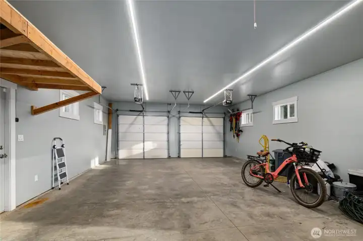34' x 24' garage / shop. 34' x 24' garage / shop.