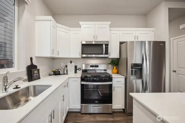 Gas range! Colors scheme and options will vary. Photos from Model Home on 31.