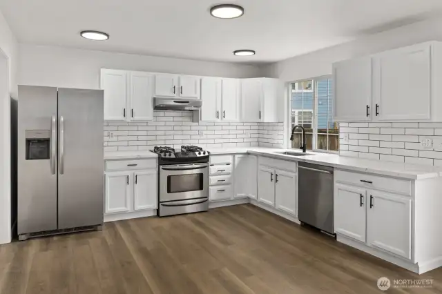 Another view of this refreshed kitchen.