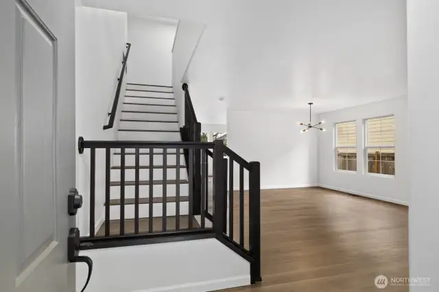 Welcome! Refreshed and ready for your personal touch, this cheerful open floor plan is warm and inviting.