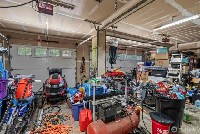 3-car Garage