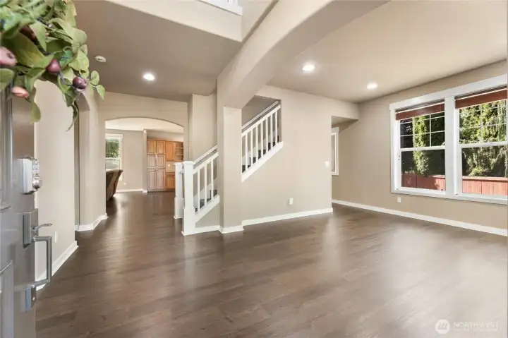 Soaring ceilings at entry .