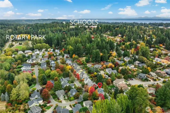 Just south of the ballfields and Owen's Playground at Rotary Park, you'll have easy access to schools, shopping, and in-town services.