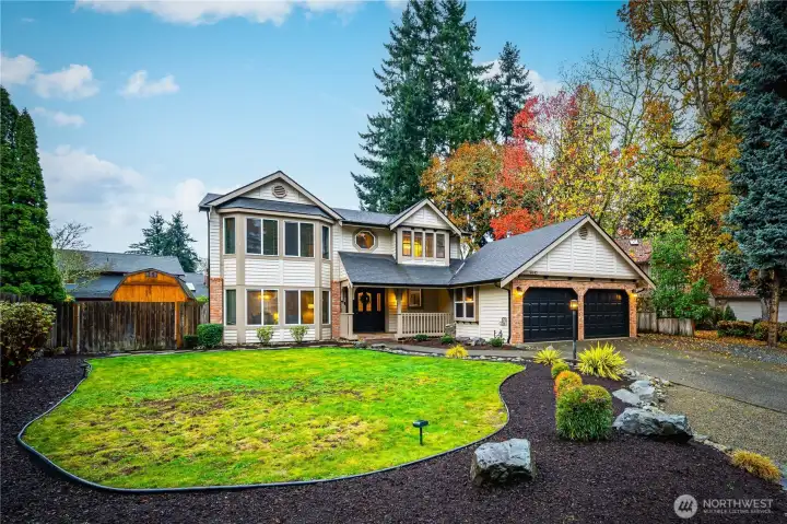 This home is nestled on a quiet cul-de-sac, close to nearby parks, trails, and all that Chambers Bay has to offer as well as shopping, restaurants and award-winning schools. Come see it today!