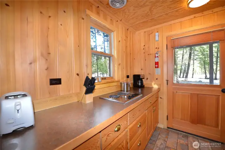 All kitchen appliances included