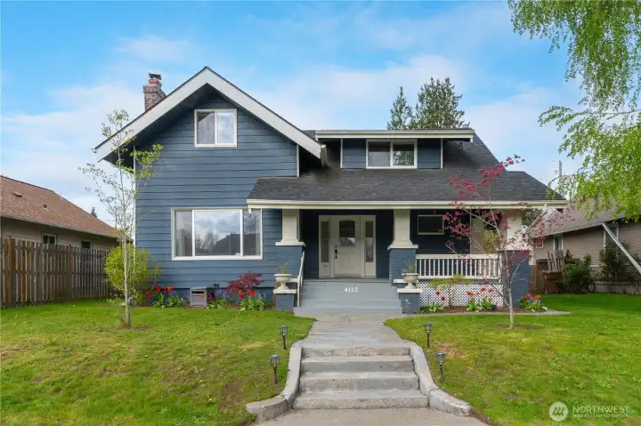 Welcome home to this charming Tacoma craftsman!