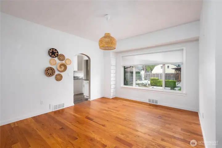 Another view of dining room looking into kitchen.
