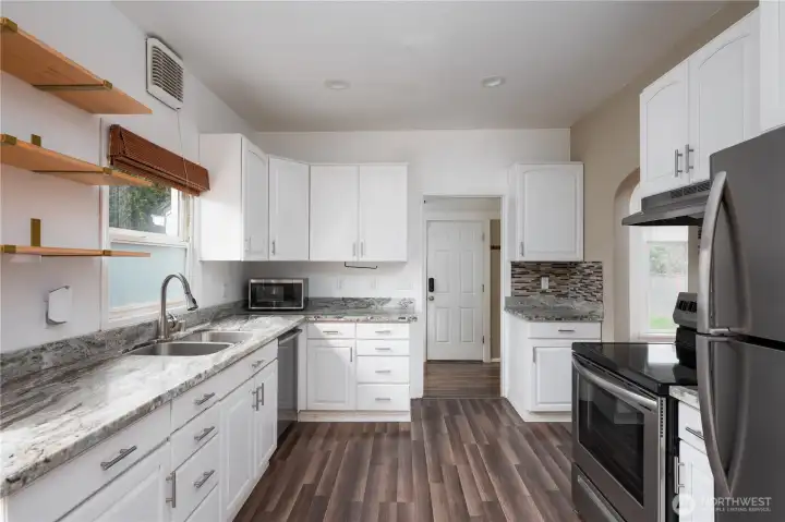 You will love cooking (or watching someone else cook!) in this kitchen!