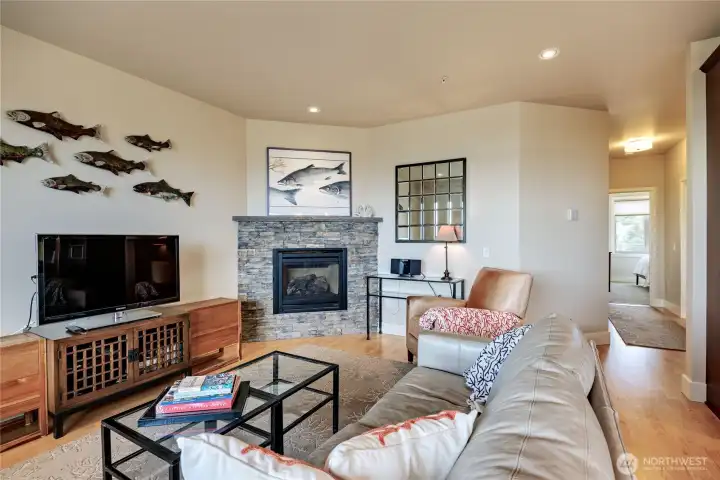 Stone Fireplace and a view to the two bedrooms. Stone Fireplace and a view to the two bedrooms.