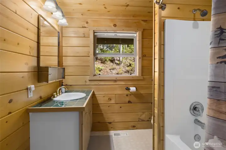 Main floor bathroom. Plenty of space for comfort.