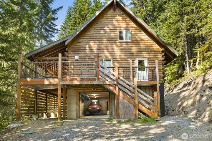 Another view of the lower entrance where you can store your toys or tracked vehicle.