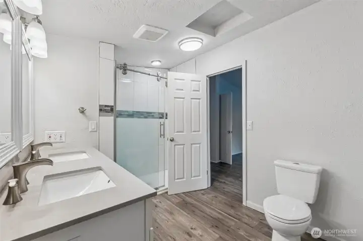 Bathroom off primary