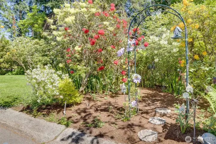 Front yard gardens