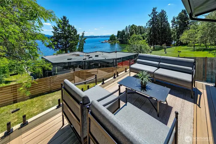Deck off of the living room