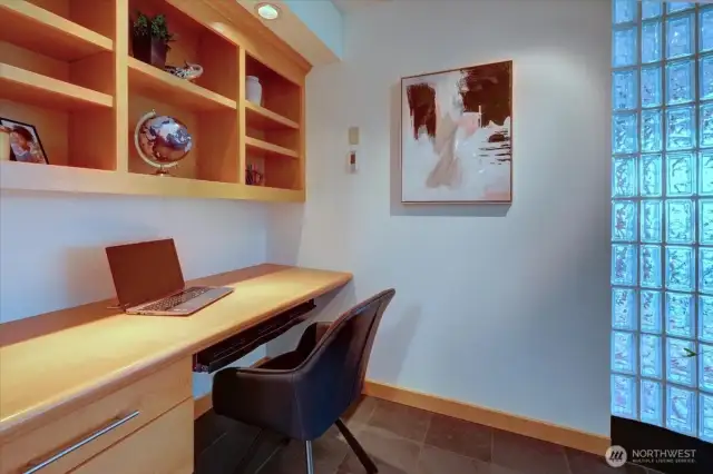 Enclosed Private Office