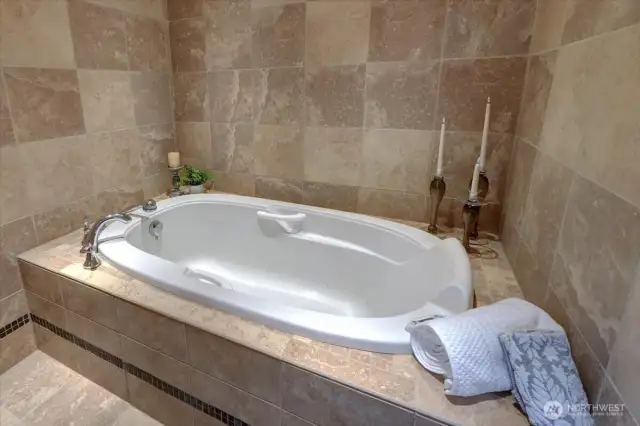 Spa Like Jetted Tub