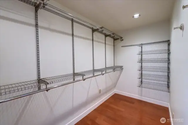 Walk-in Closet