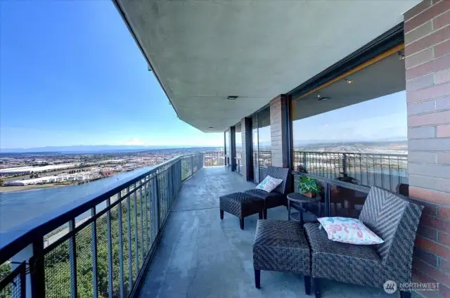 Year Round Deck Access